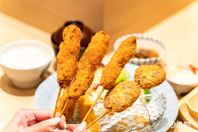 開幕期間限定「六揚勝串炸套餐」（490元）。