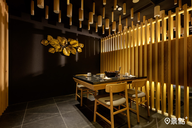 座位區採全包廂式配置，無論是2人約會、4人用餐或6人以上聚餐都能滿足需求。