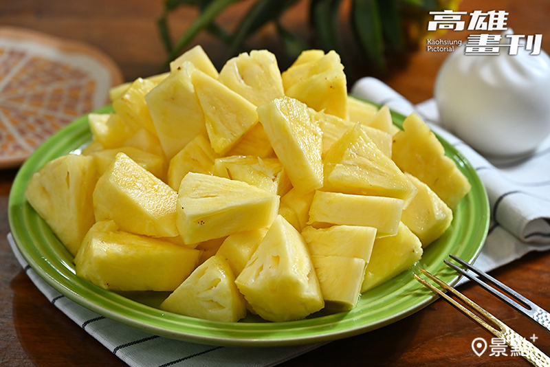 鳳梨不只是高雄特產，澄黃的果實也代表了高雄的初夏印象。( 圖／高雄市新聞局，以下同）