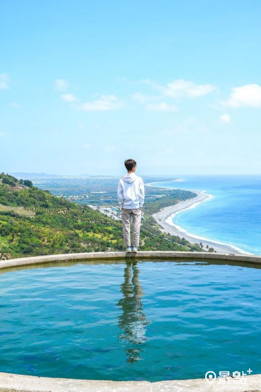 順遊景點「華源觀景台-天空之鏡」。（圖／qiuung）