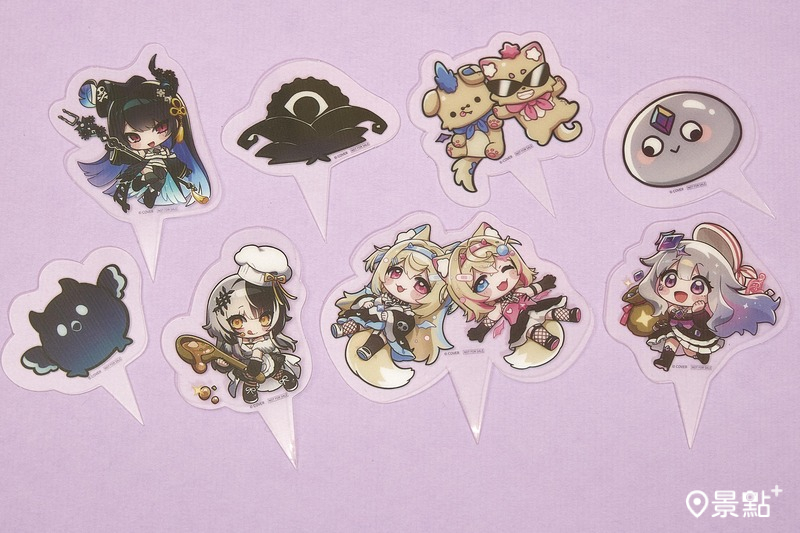 盲袋胸章共計12款，隨機出貨。