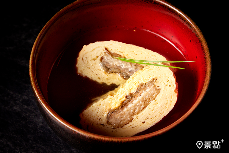 鰻魚高湯玉子燒。