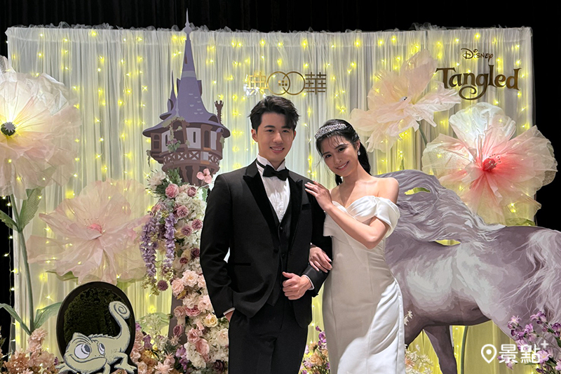 《魔髮奇緣》派對包套主題場景。