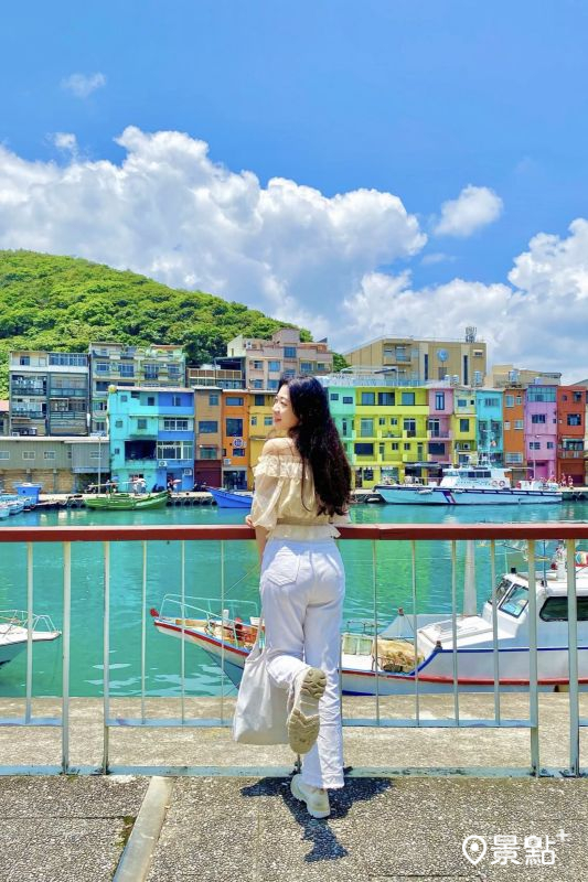 順遊景點「正濱漁港-彩色街屋」。（圖／hosyuan，以下同）