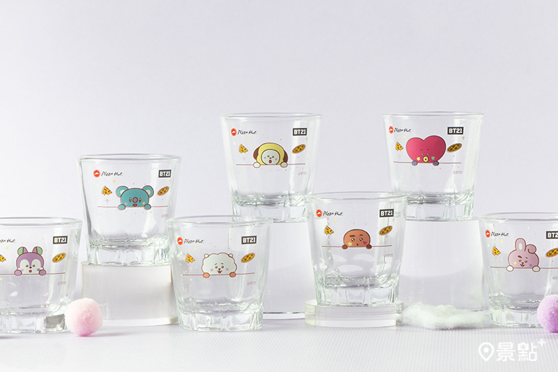 必勝客首度攜手BT21，推出超夢幻商品「BT21星空一口杯」，打造七款BT21特色商品。
