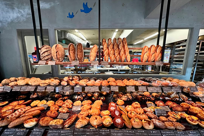 MOROPAIN福岡本店。