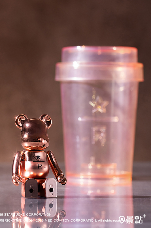  100%典藏BE@RBRICK套組，售價$1,880，7/25限量販售。