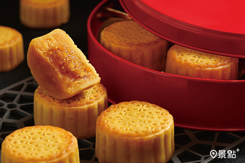 《澄月》鳳梨澄沙奶黃禮盒，每組1,180元。