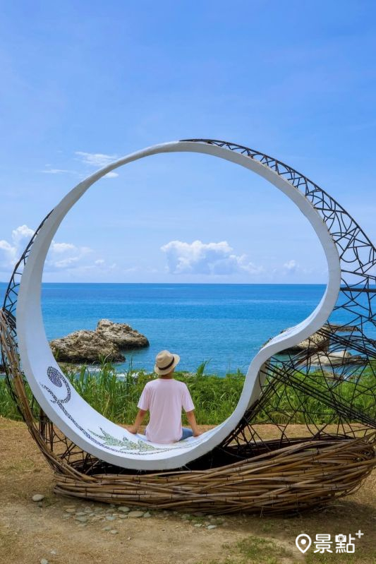 渚橋休憩區4.5米海景藝術裝置《我在月光海 我很勇敢》。（圖／sam19671126，以下同）