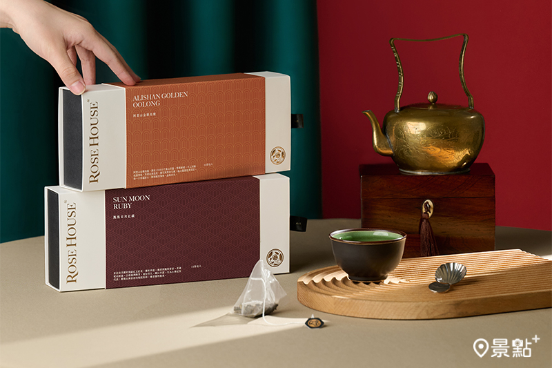 鳳凰日月紅韻、阿里山金韻烏龍。
