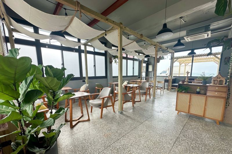 （圖／久門海景咖啡）