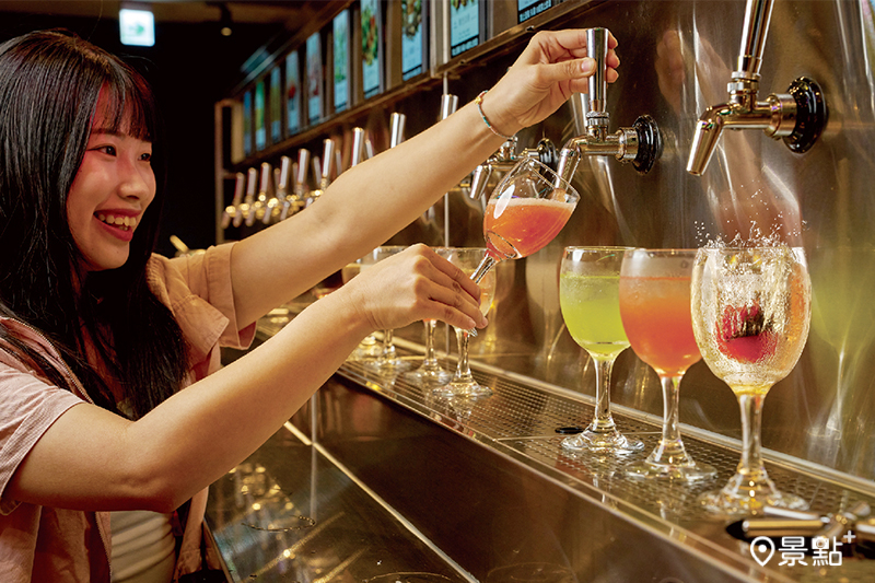 全台最大拉霸酒牆無限暢飲。