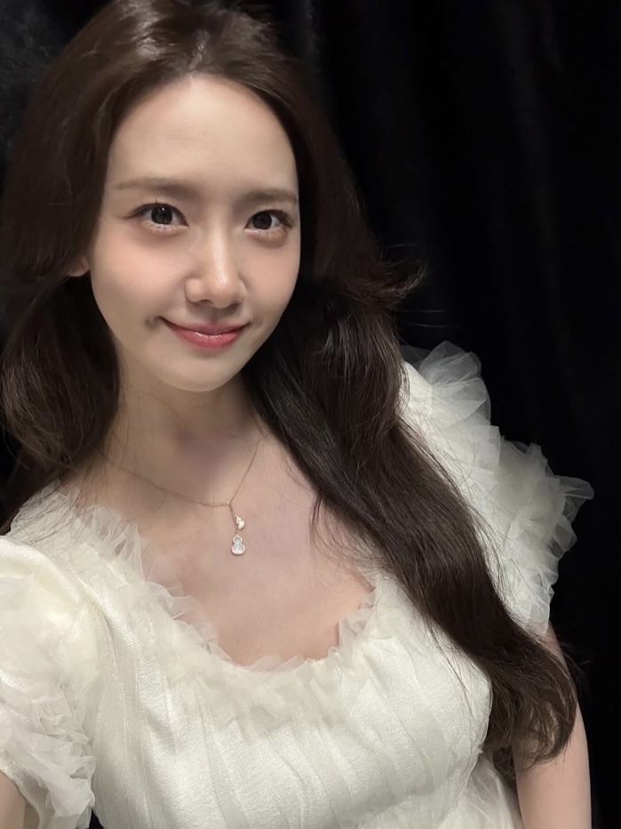 潤娥出現在第二波卡司名單中，確定再與共演「歡迎光臨王之國」的李俊昊再現CP同台。（圖／yoona_lim