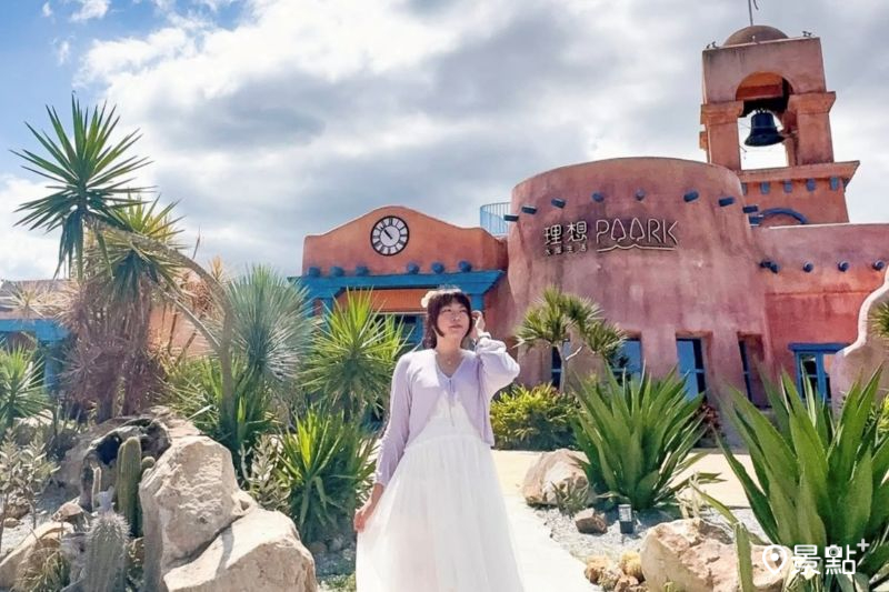 最美小7沙漠風新景點「7-ELEVEN花蓮理想門市」讓人宛如置身摩洛哥，吸引人前往拍照打卡。（圖／s4752147）