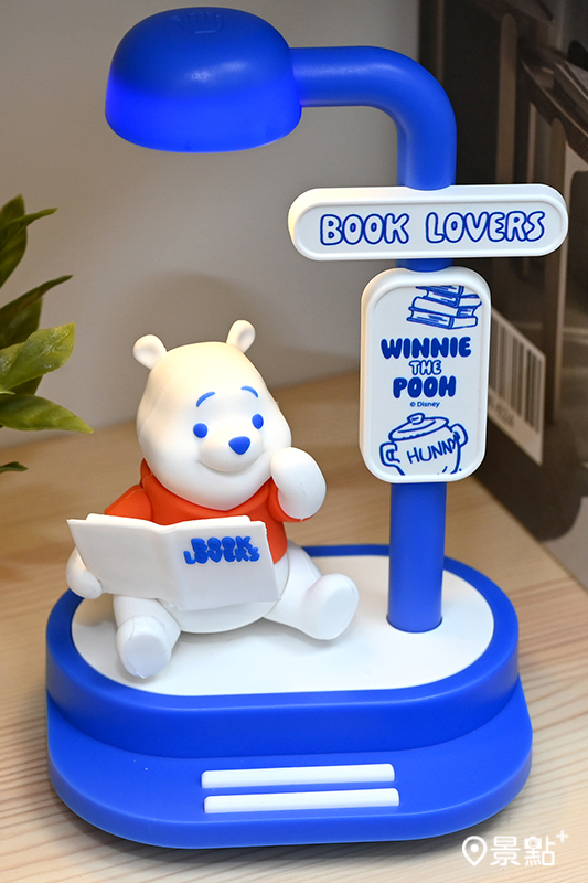 公仔造型街燈。