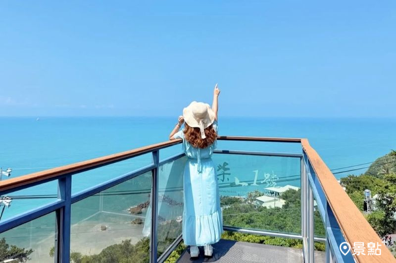 「柴山1號海洋咖啡」擁有海景天空步道，吸引網友前往拍照打卡。（圖／ariel_apple419）