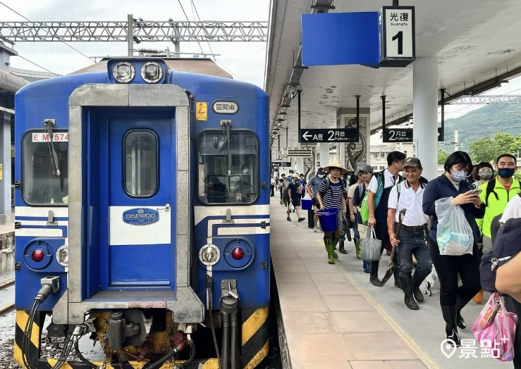 光復花蓮救災鏟子超人前進災區必看！捐款4大管道衛福部針對收容所民眾旅宿安置措施 