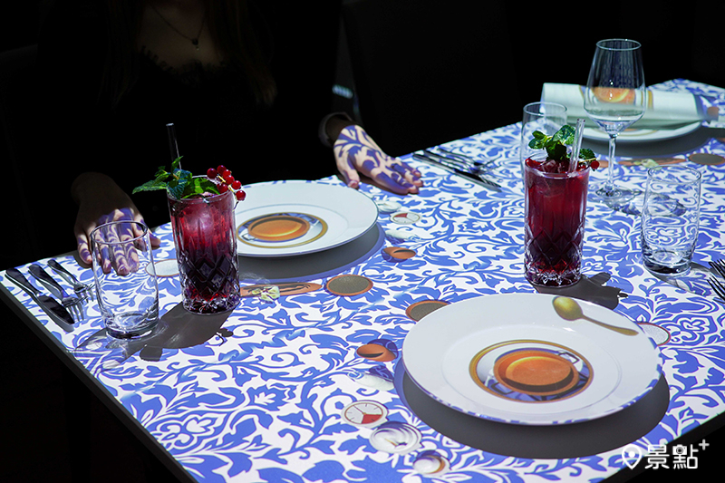 雄獅旅遊帶領遊客開啟沉浸式3D投影美食體驗，結合視覺與味覺一同走進光影交織的奇幻饗宴。