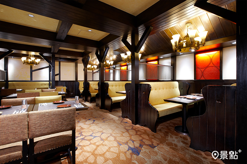 台北喜來登比薩屋。