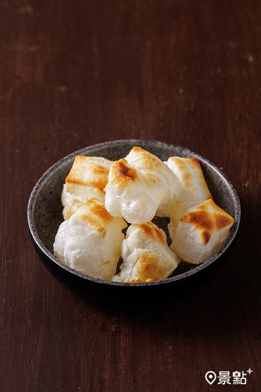 牛喜火鍋料烤年糕。