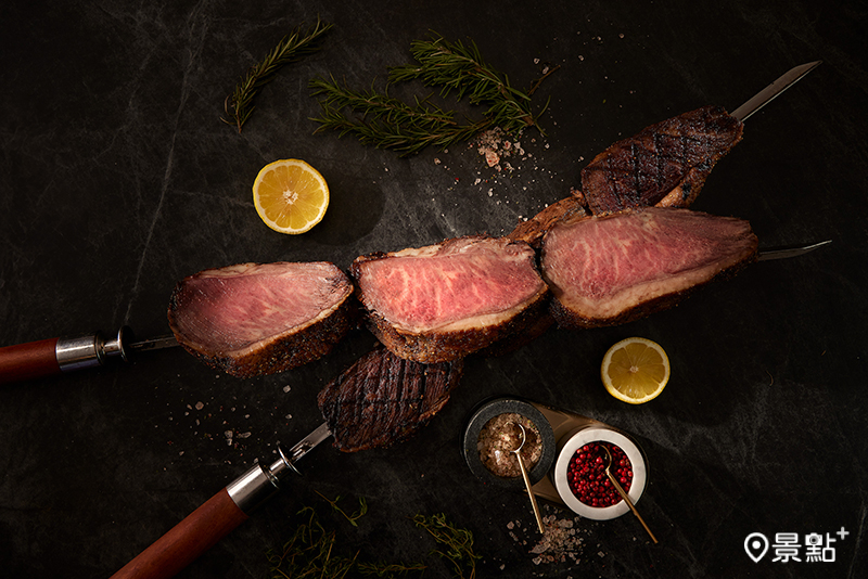 爐烤和牛臀上蓋。