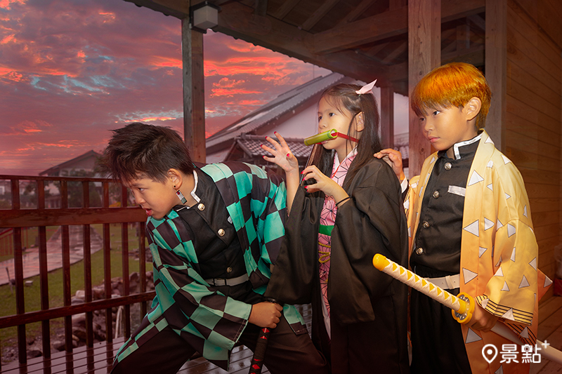 凡購買住宿券即贈經典浴衣或大正浪漫或動漫Cosplay體驗。