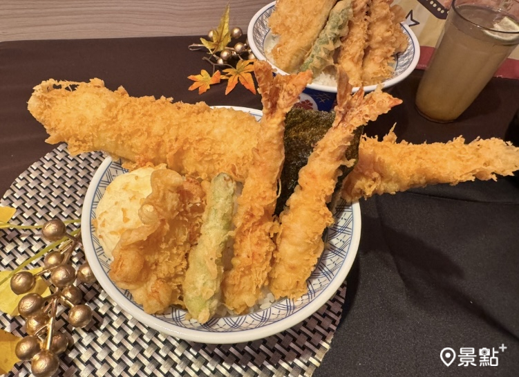 江戶前天丼定價459元。