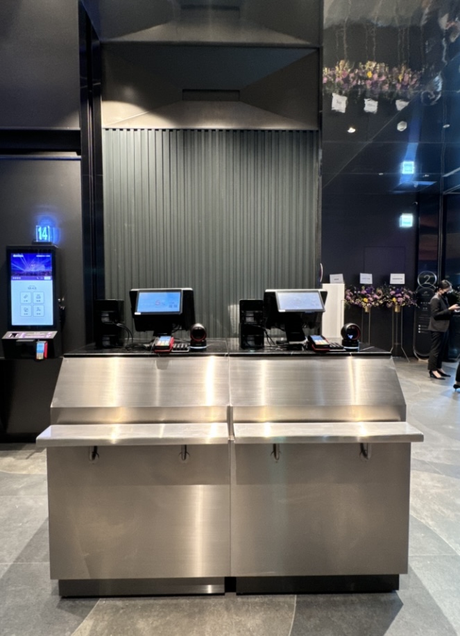 人工售票服務櫃檯。