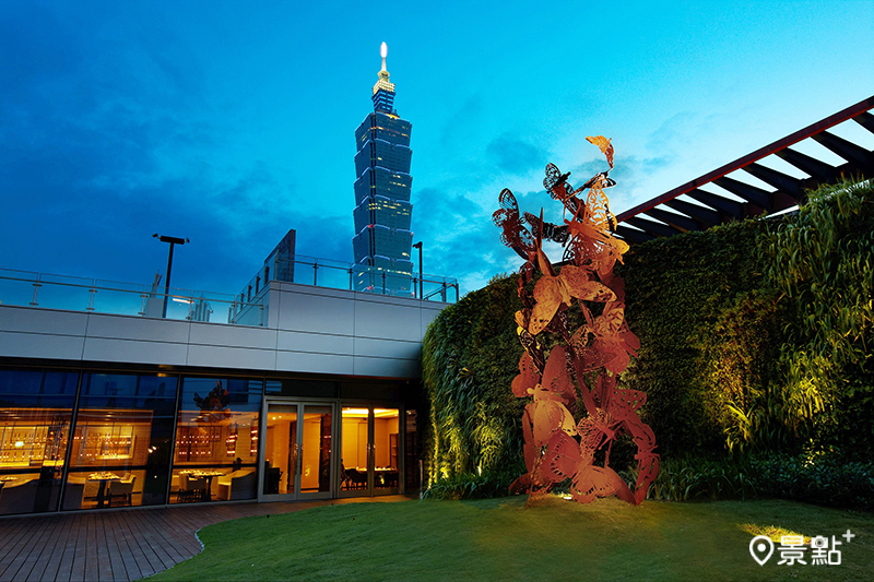 預訂LA FARFALLA餐廳「跨年派對」場次，可於跨年時刻至6樓戶外花園參與倒數欣賞台北101煙火。