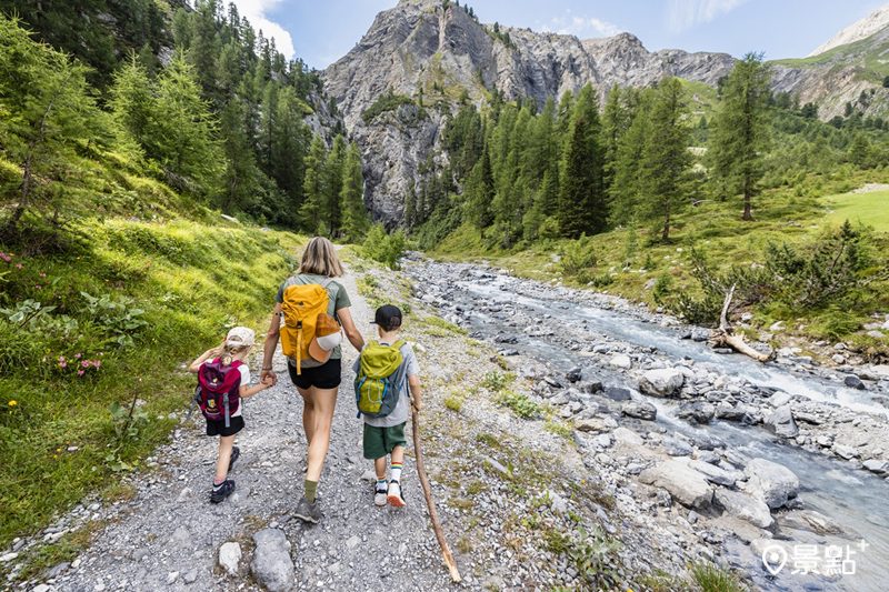 四季皆宜的親子山城 達沃斯 & 克洛斯特斯