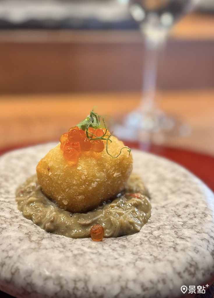 蟹肉甲羅燒可樂餅。