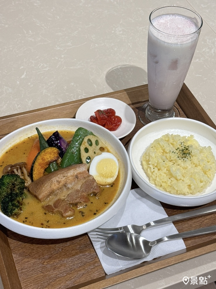 日式角煮湯咖哩。