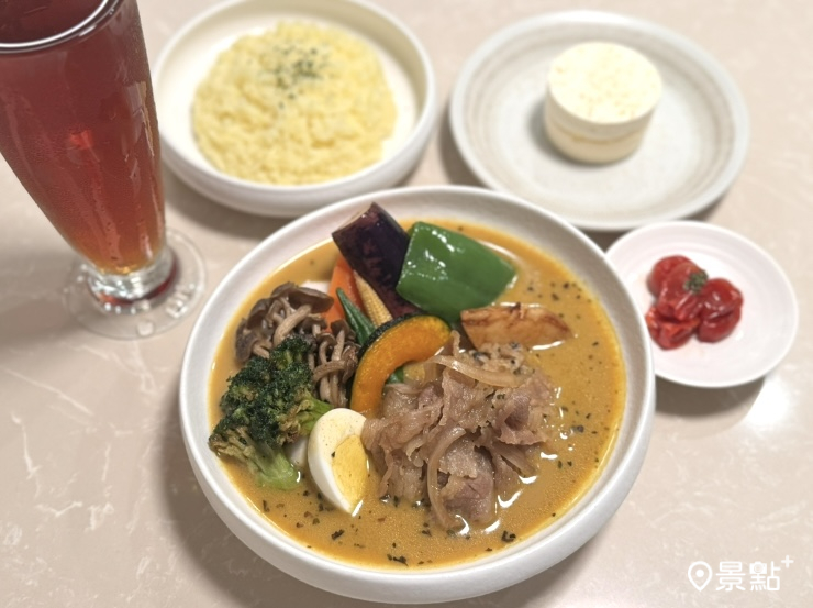 牛肉壽喜燒湯咖哩。