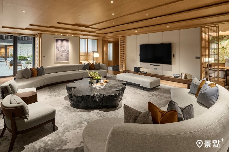 總統套房的客廳。