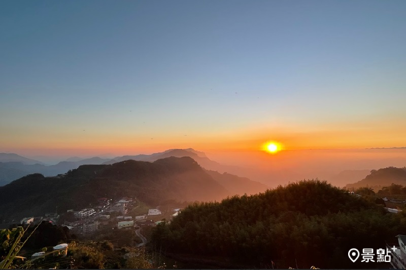 阿里山日出美景。(圖／嘉義縣政府、文化總會)