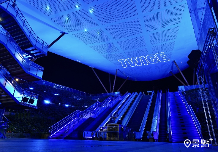 TWICE高雄捷運藍色應援！7大地標聲響粉絲必追交通疏運寄放行李情報必看