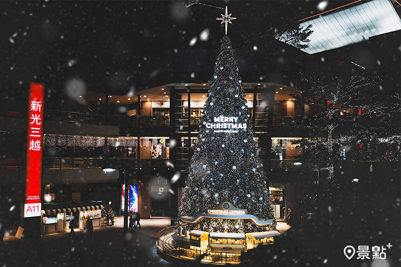 20米高信義區新光三越聖誕樹點燈！7米高熱氣球6大世界夢幻造景美拍
