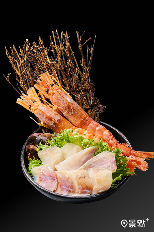 〈鍋物〉鮟鱇魚鍋物。