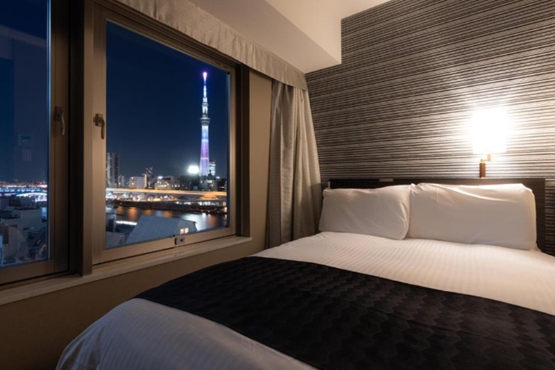 APA HOTEL部分房型因所在位置與高樓層因素可以看見不錯的夜景。