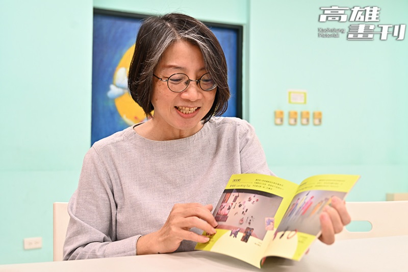 策展人陳嬋娟說，「生活藏寶圖」展覽是藝術家應用各種媒材，延伸出不同子題與互動操作設計，能引導孩子探索不同感官體驗與情感抒發。(攝影/Carter)