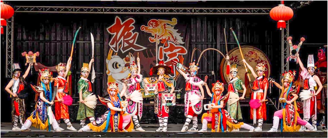 振宗藝術團以創新的方式，活躍於各大型文化祭，曾參與高雄戲獅甲、左營萬年季等活動演出。(圖片提供/振宗藝術團)