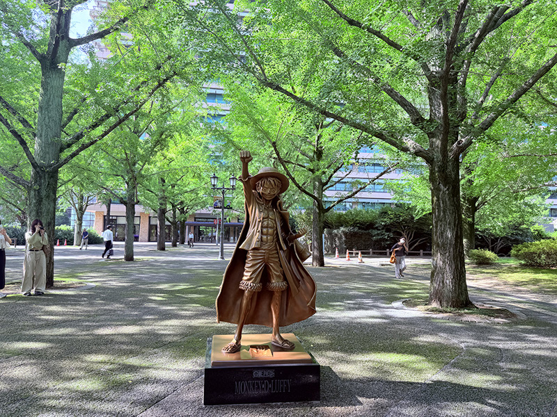 熊本縣廳魯夫銅像